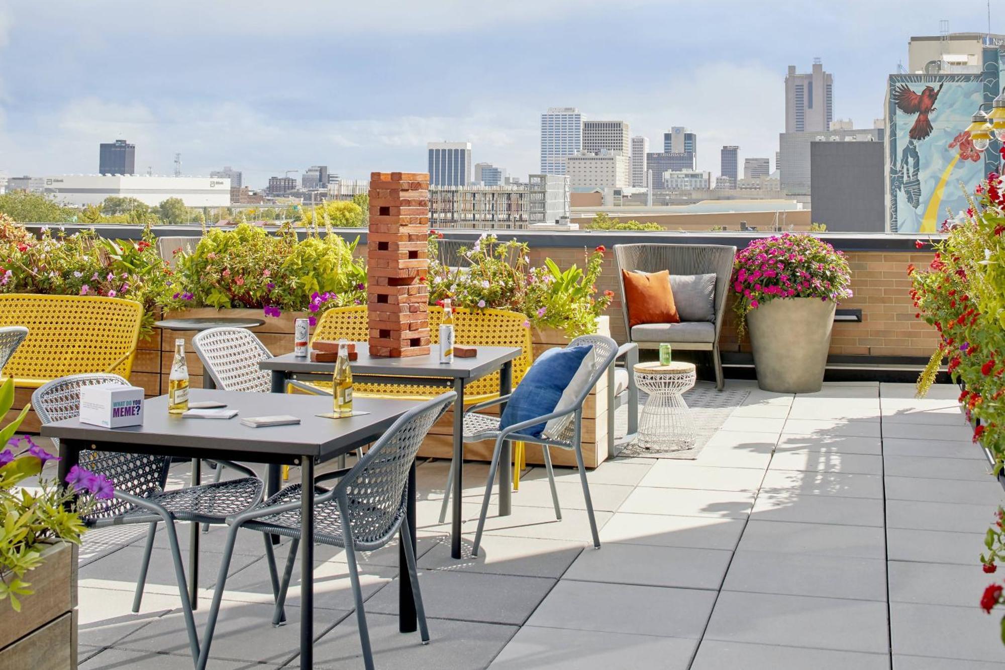 Hotel Moxy Columbus Short North Exterior foto